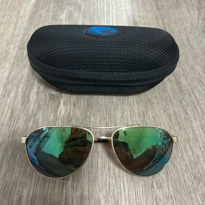 NWOT Costa Del Mar fernandina sunglasses green lenses with gold frame